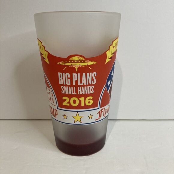 I Voted For Donald Trump 2016 Flying Saucer Get Up & Vote Beer Glass Frosted‎ - Picture 2 of 7